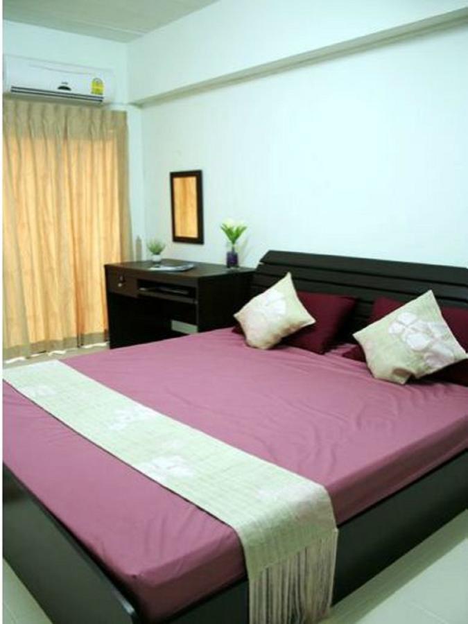 The European Place Bangkok Room photo